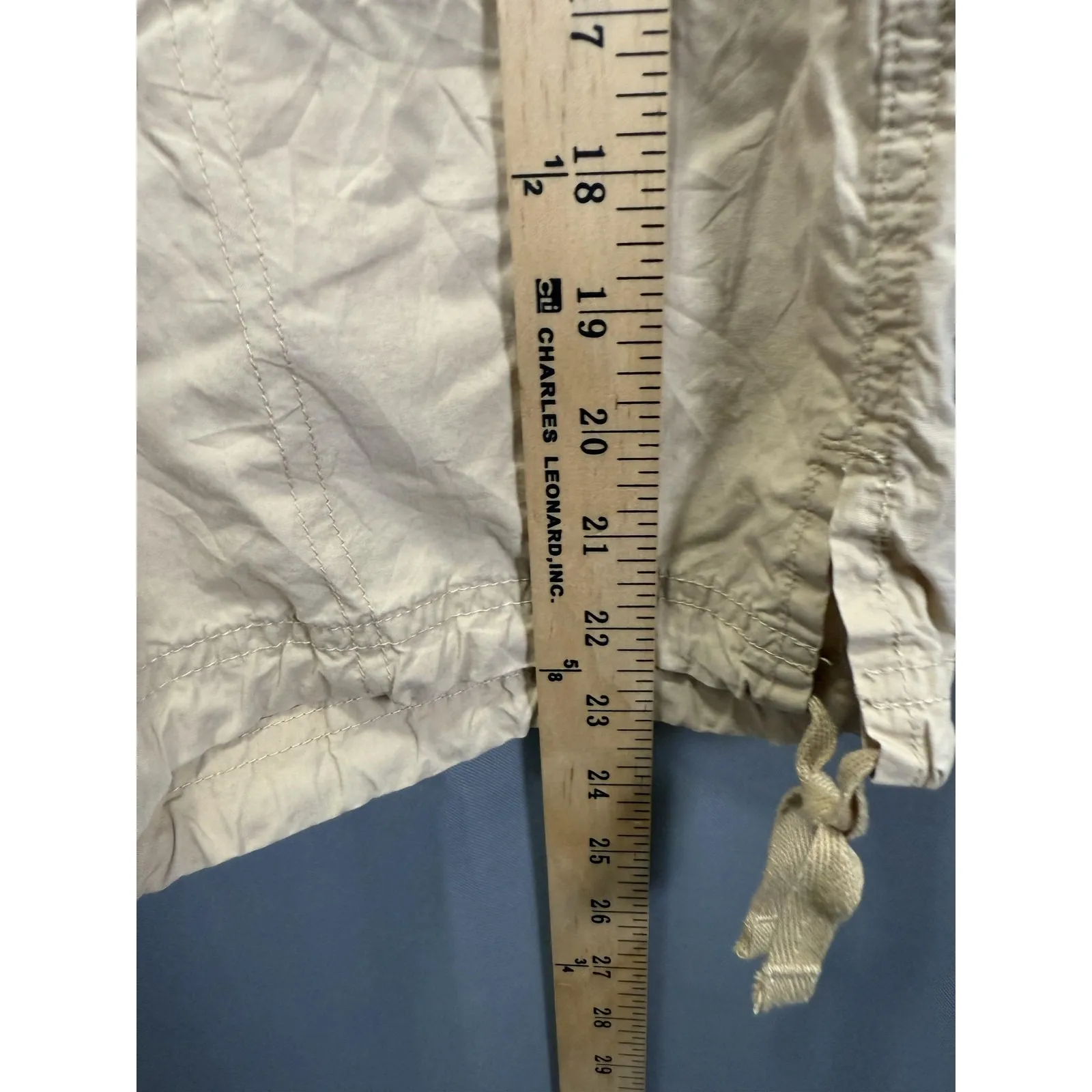 Columbia Shorts Womens 14 Cargo Drawstring Pockets Hiking Outdoors Casual Summer - Image 6