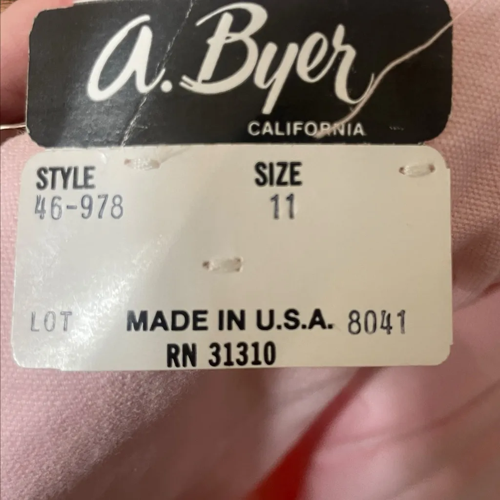 Vintage Deadstock A Byer High-Rise Blush Denim Trouser with Silver Accented Belt - Image 10