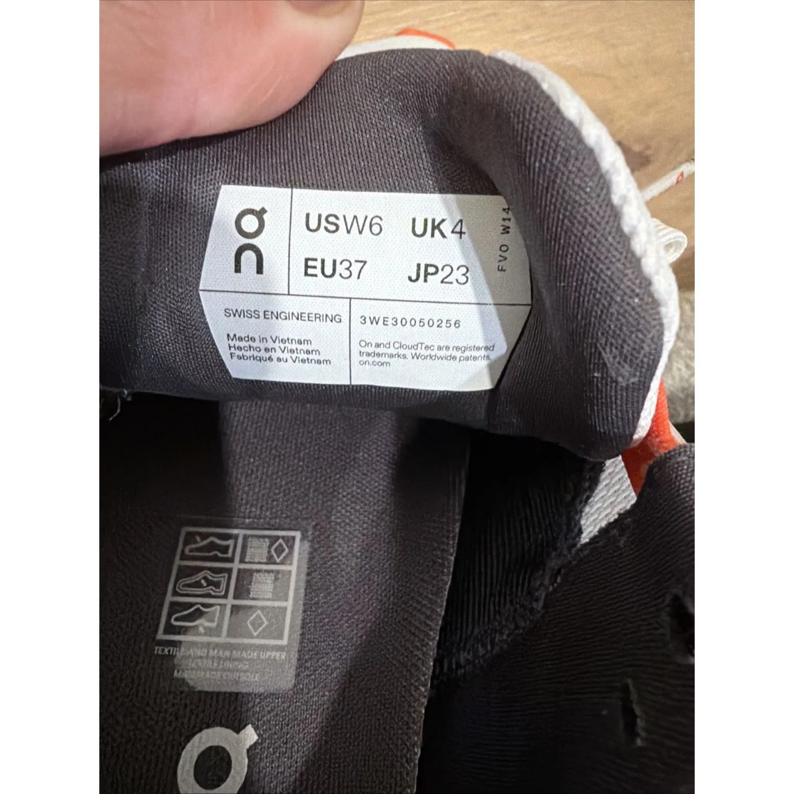 On Women's Cloudsurfer Next White Flame Size 6 NWB - Image 8