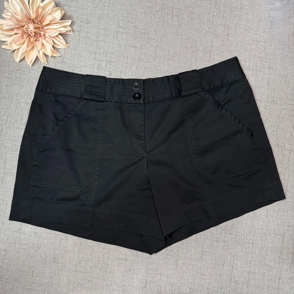 White House Black Market Cargo Style Utility Shorts Black Casual Short Size 12 - Image 4