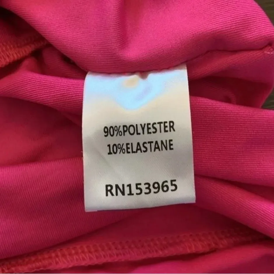 Area Stars Hot Pink Criss Crossed Crop Top Long
Sleeved Size XL - Image 6