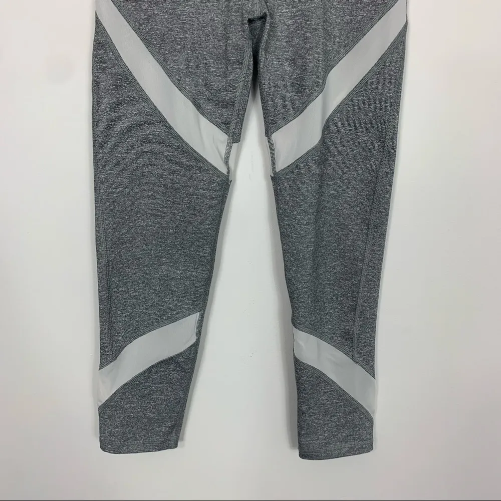 Aerie High Rise Gray White Mesh Insert 7/8 Leggings Size Small - Image 4