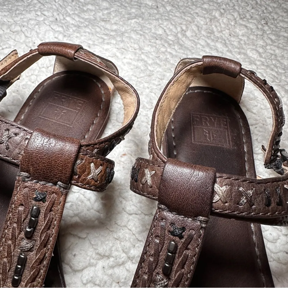 Frye Carson Brown Leather Boho Thong Sandals Sz 7 - Image 7