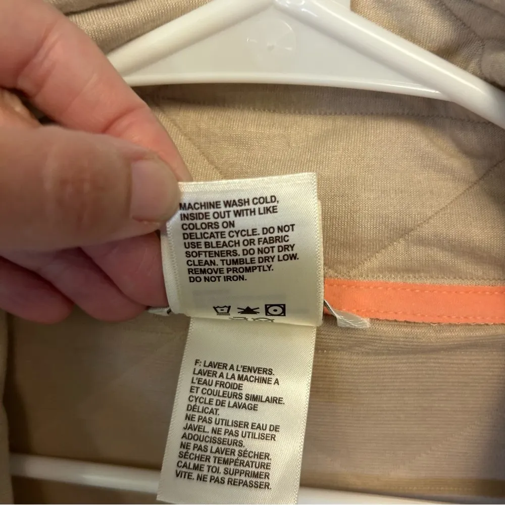 Avalanche Outdoor Supply Co ladies cream quilted 1/4 zip pullover size XL - Image 11