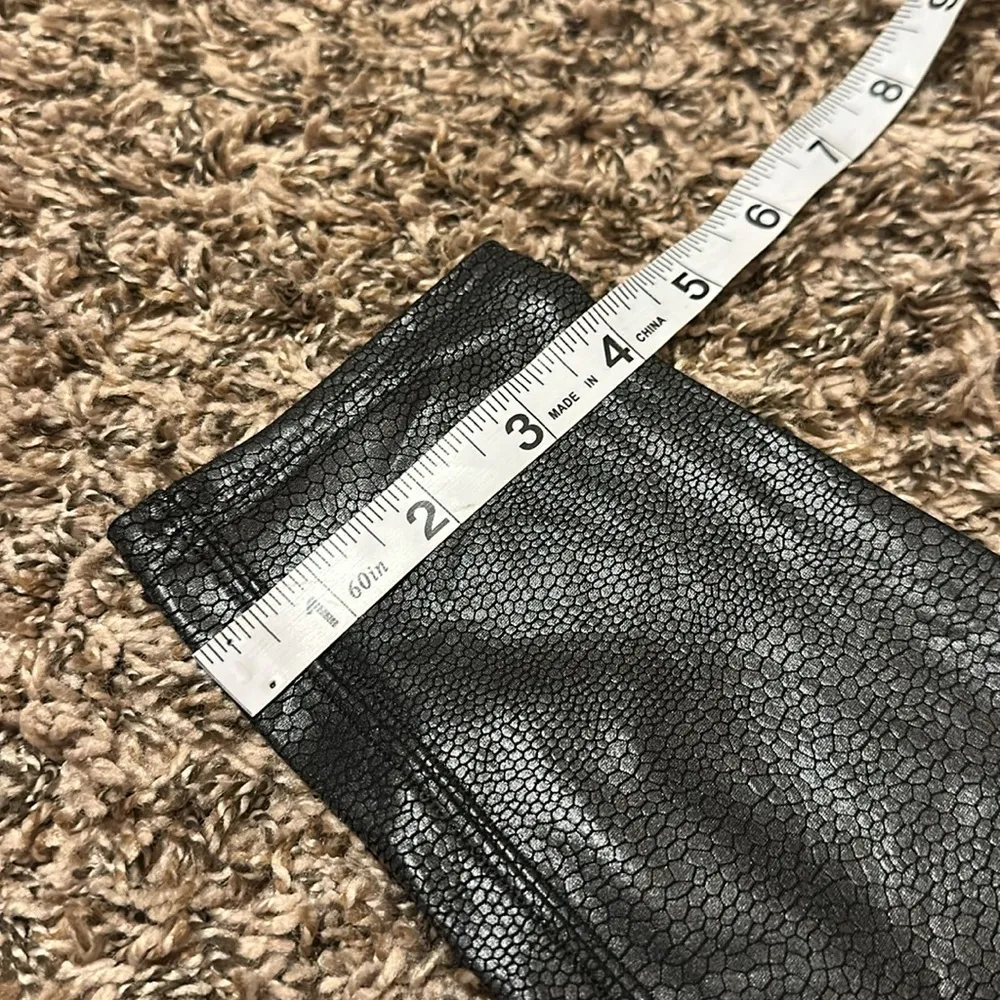 SPANX Faux Leather Leggings Black Pebbled Large - Image 8