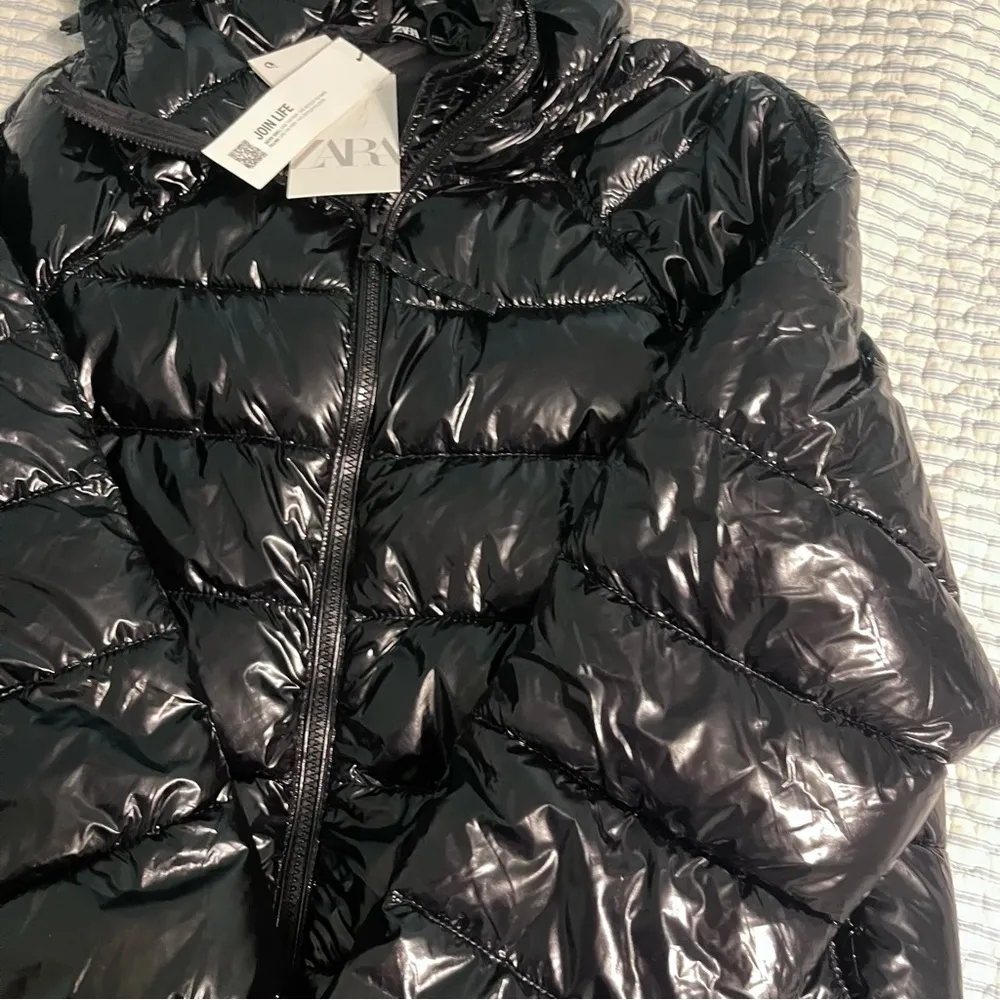 NWT Zara Black Puffer Jacket Size XS - Image 4