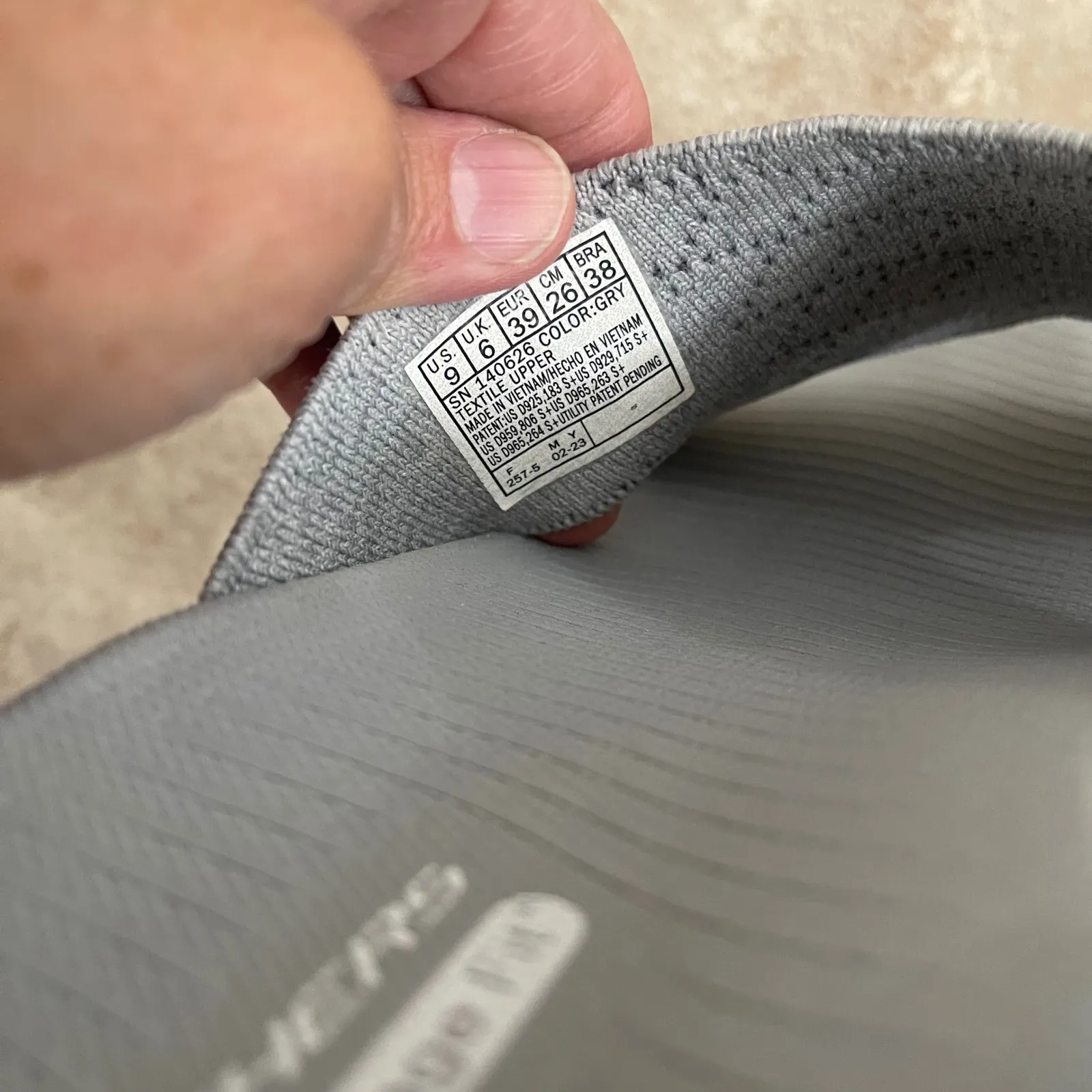 Skechers Go Walk Massage Fit Gray Knit Slide Sandals Comfort Shoes size 9 EUC - Image 11