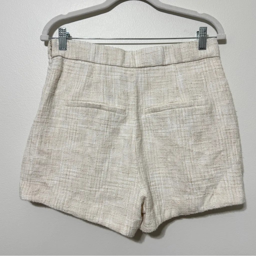 Abercrombie & Fitch High Waisted Beige Ivory Tan Tweed Shorts Size Medium - Image 5