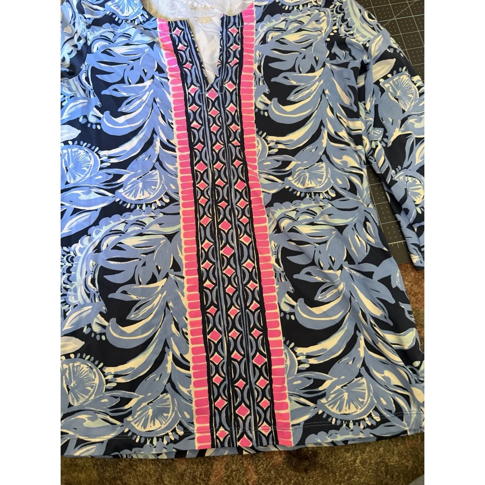 Lilly Pulitzer Tunic Top Women XS Blue Pink Novelty Print Karina Tropical - Image 4
