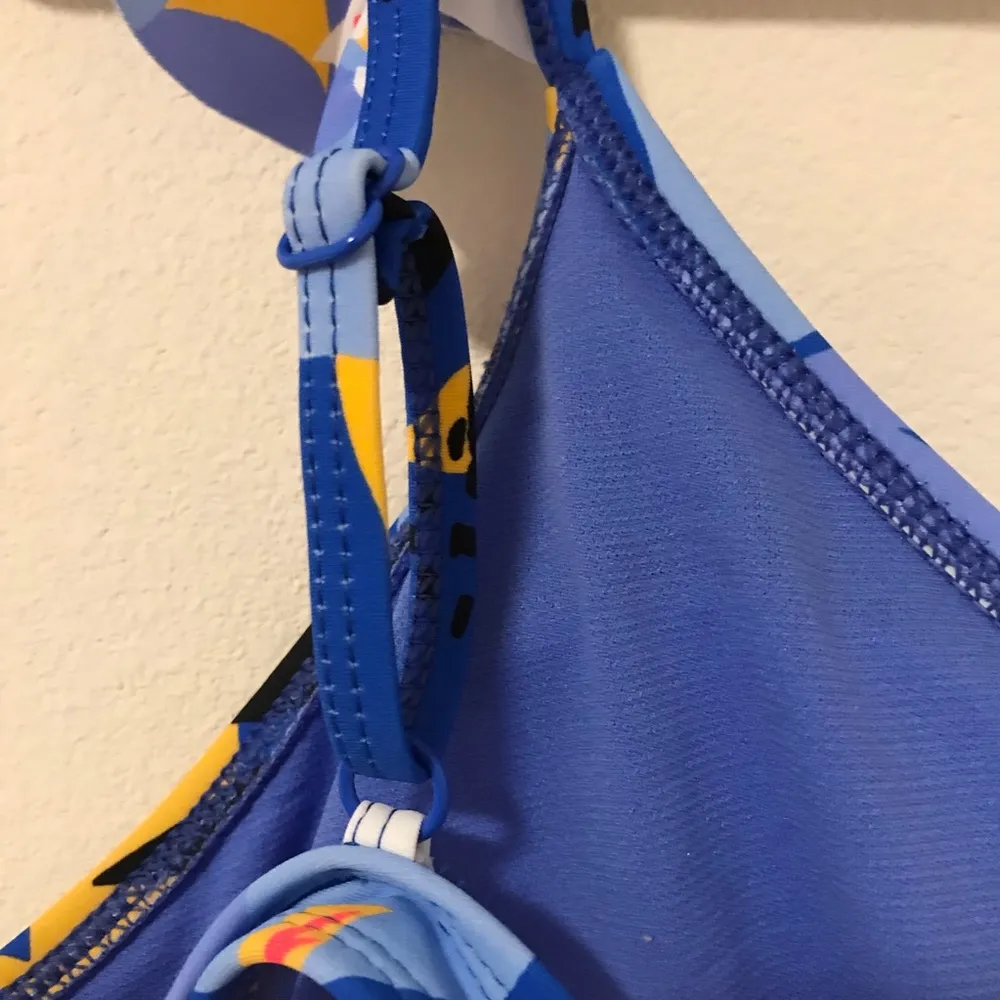 NWT Bikini top by No Boundaries floral flowers tropical hibiscus XL blue - Image 10