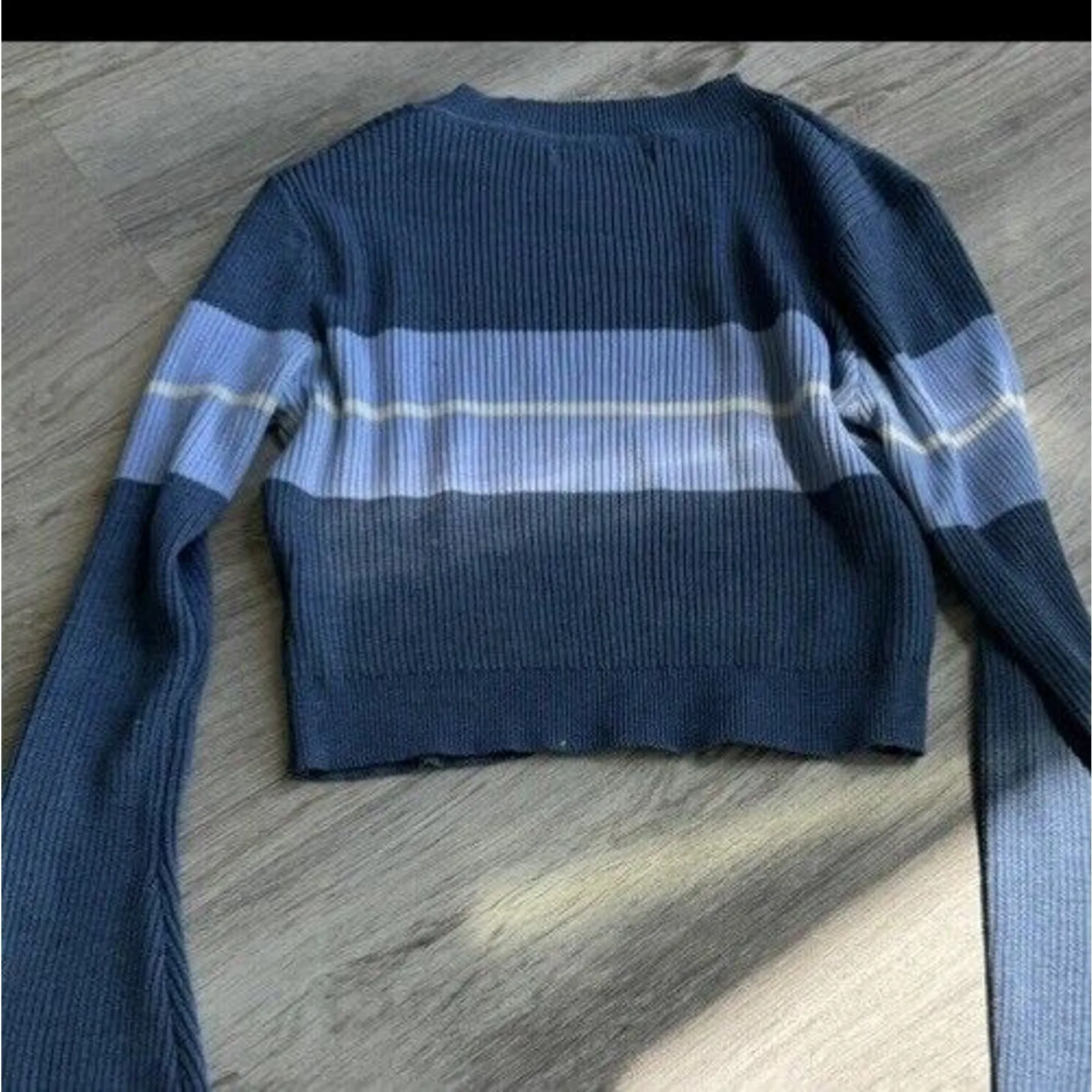 Women Junior Blue Stripped Long Sleeve Crop Color block Sweater Shein #488‎ - Image 3