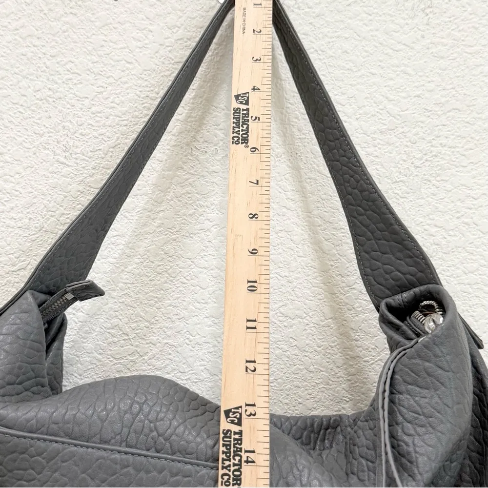 HOBO Bonita Gray Pebbled Leather Swingy Fringe Slouchy Large Hobo Shoulder Bag - Image 8