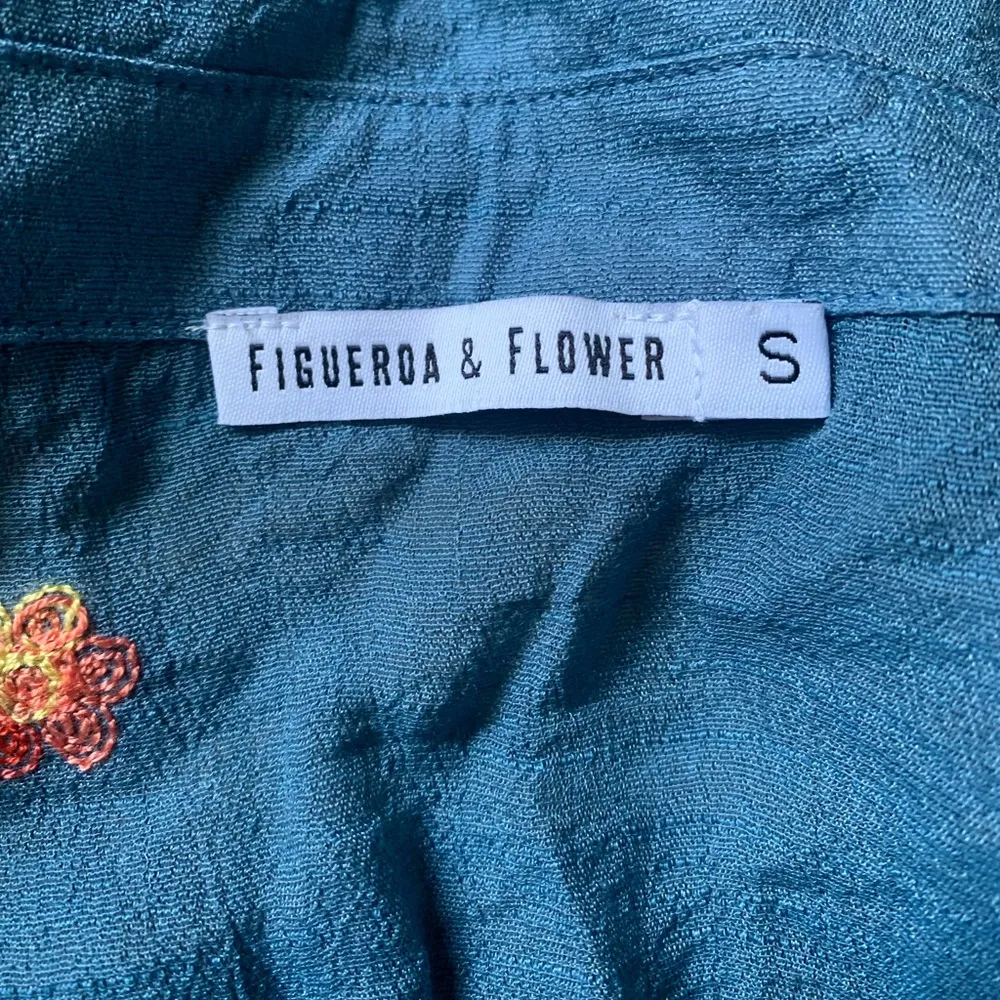 Figueroa & Flower blouse with built in tank Blue - Image 3
