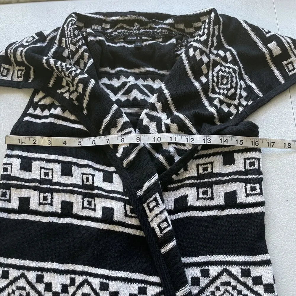 Cable & Gauge Cardigan Sweater Black White Tribal Print Sleeveless Open Womens S - Image 4