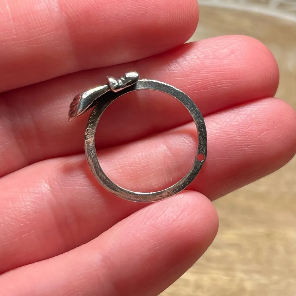 Claddagh Hand 925 Sterling Silver Ring - Image 12