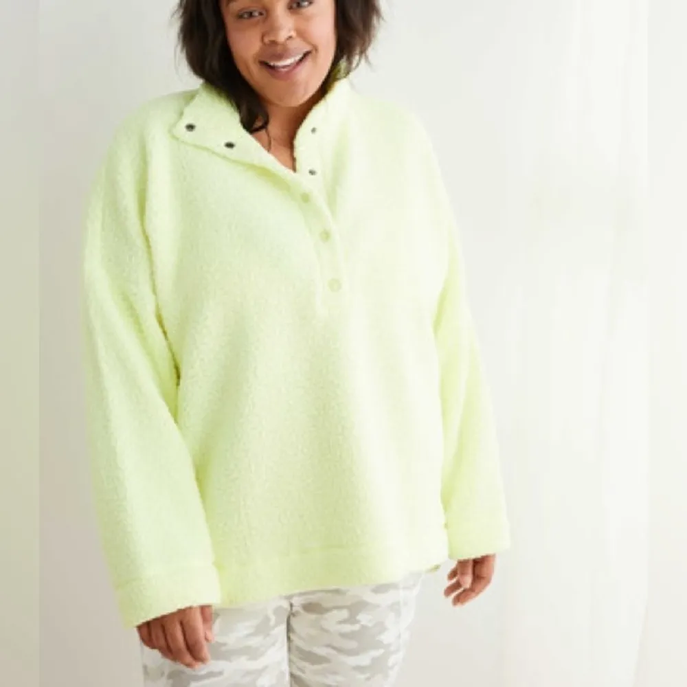 Aerie NWT Cloud Sherpa Oversized pullover tennis ball green sz medium 24” p2p - Image 3