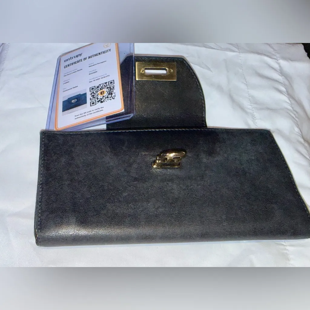 Salvatore Ferragamo Black Leather Gancini Continental Wallet w/ COA - Image 5