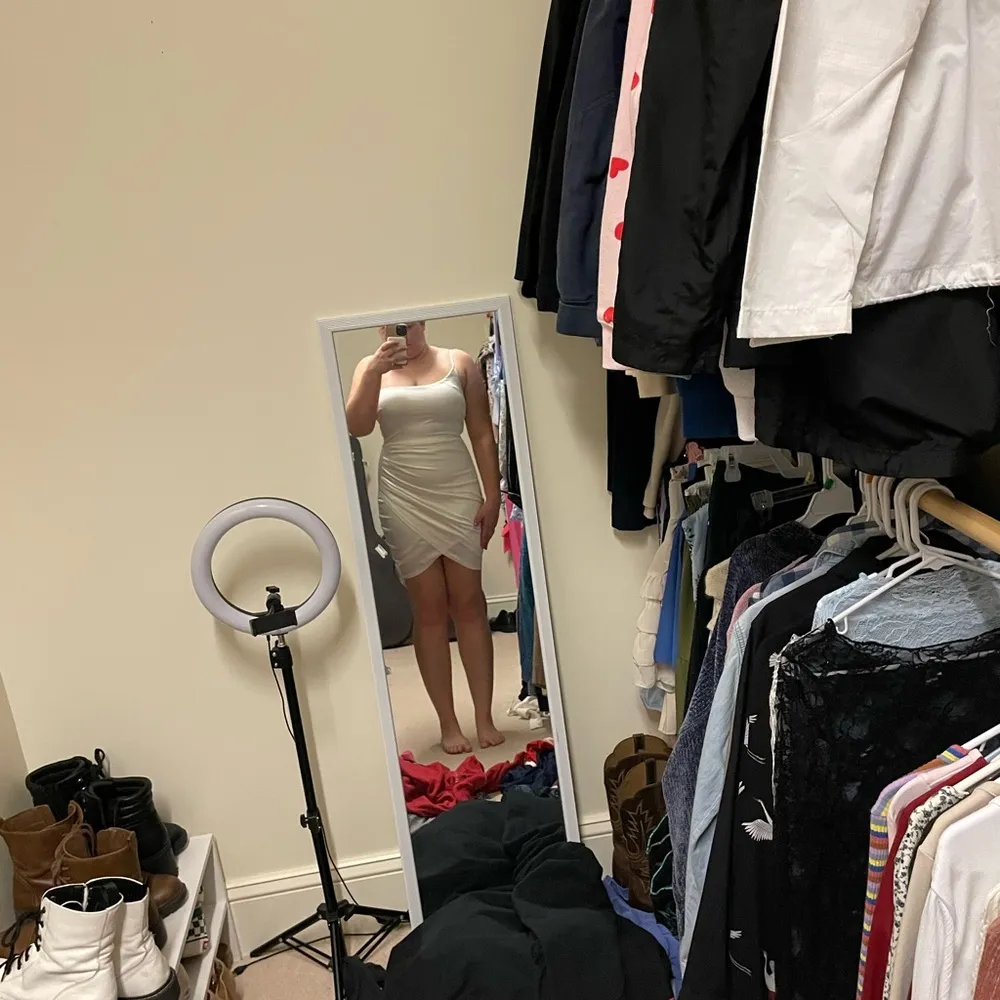 Elegant White Satin Dress - Image 6