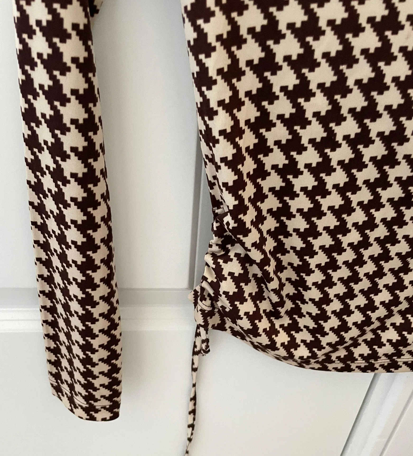 Ted Bodin Brown Beige  Pattern Longsleeve Shirt with Drawstring - Image 3