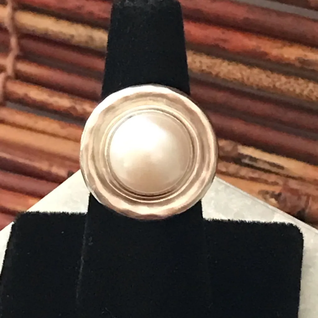 Silpada  Pearl Statement Sterling Silver Ring size 6 - Image 7