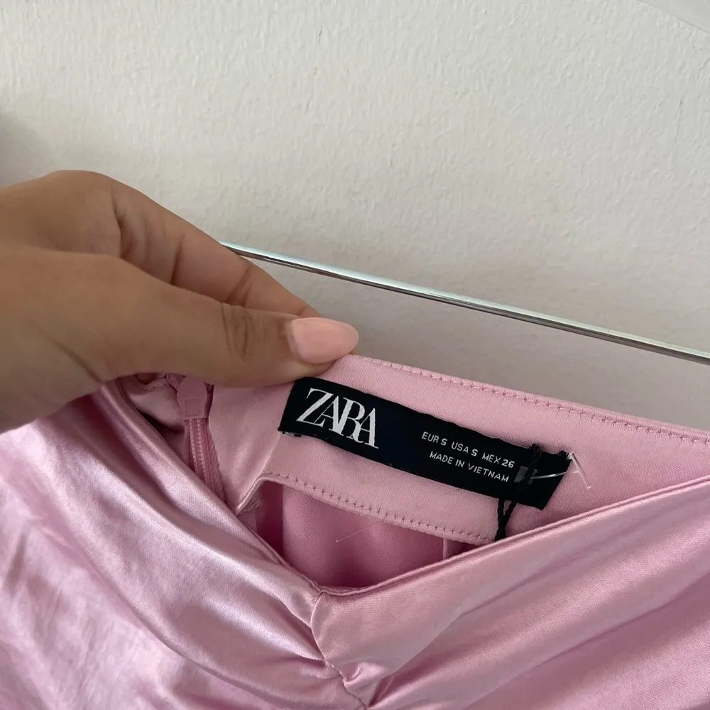 Zara Pink Midi Satin Effect Skirt - Image 5