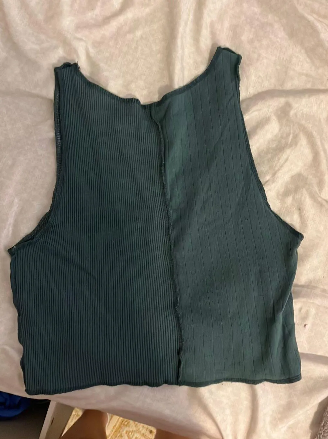Outfitters Tank-top - Image 2