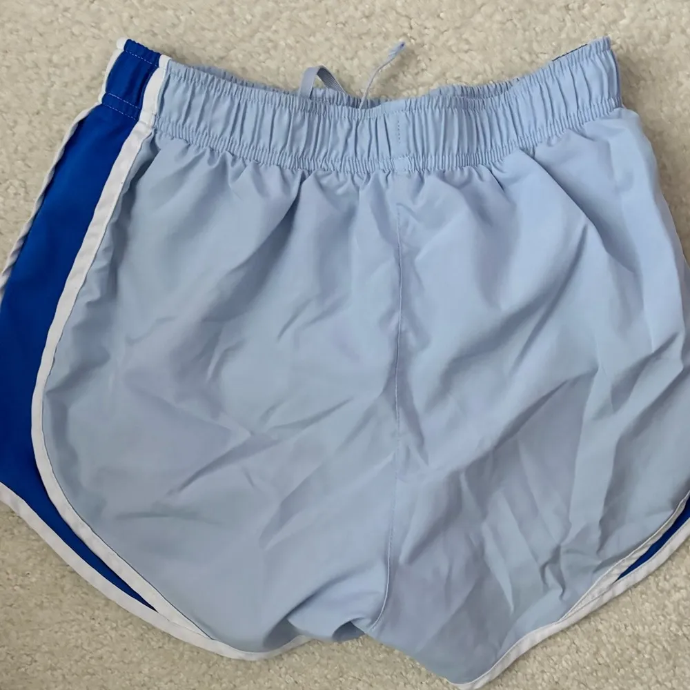 Women’s Tempo Running Short Light Blue - Image 2