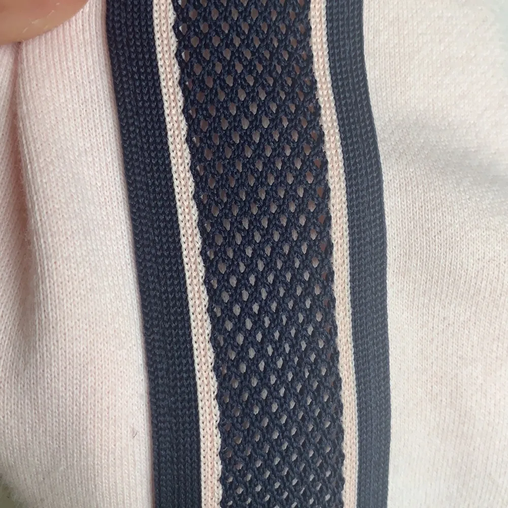 Y2K Juicy by Juicy Couture Rose Pink Pullover Crop Sweatshirt - Image 9