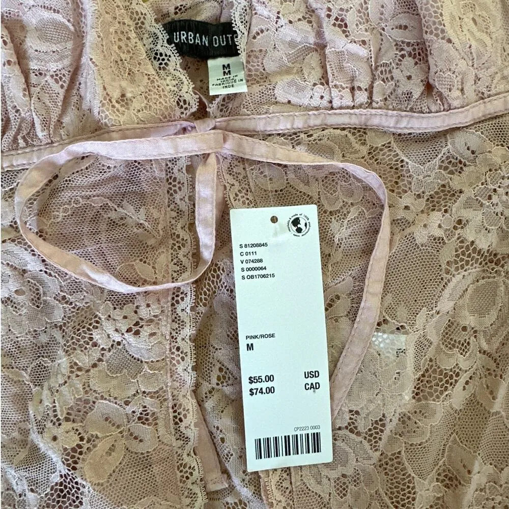 Urban Outfitters - Roxie Sheer Lace Flyaway Cami Top in Pink - Image 2