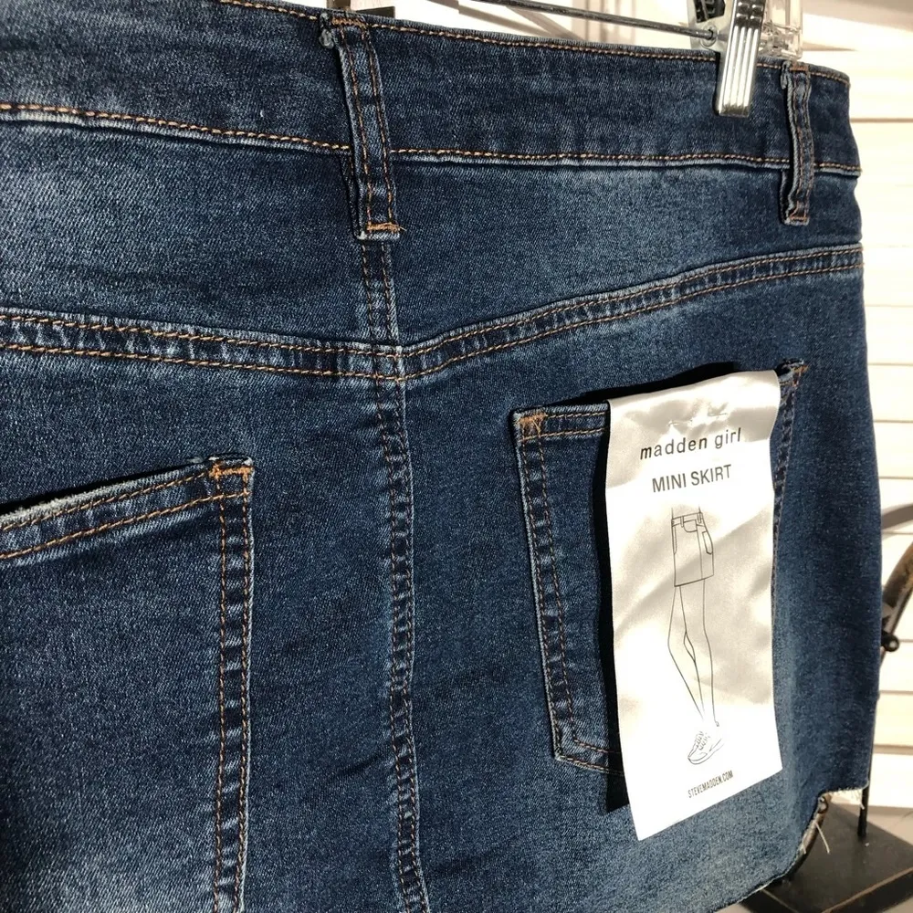 Madden Girl Mini Skirt Raw Hem Denim Blue Size Large - Image 8