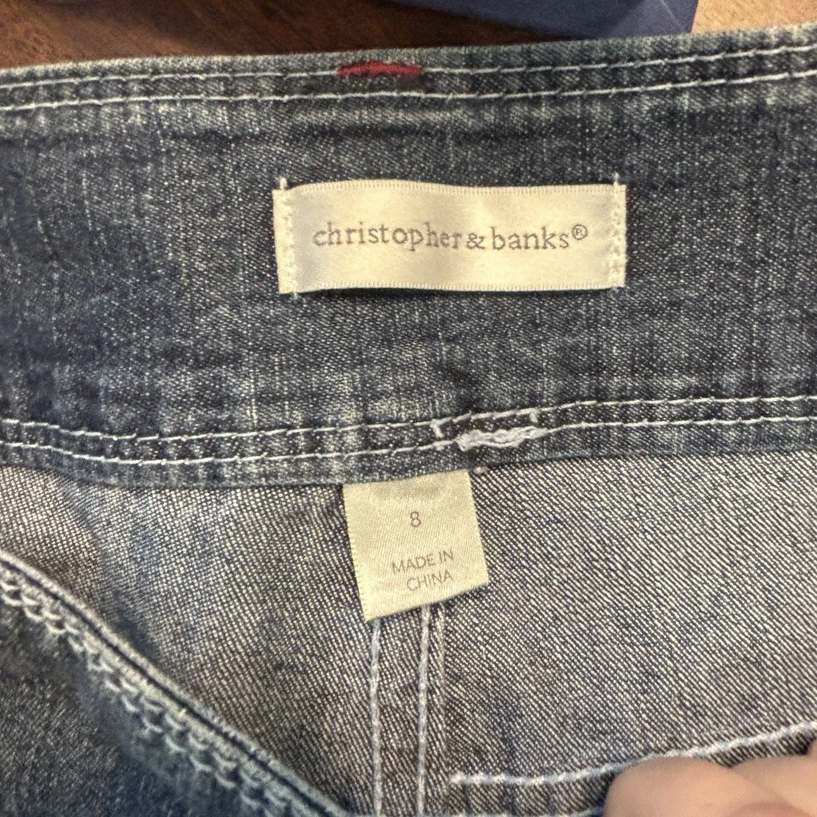 Christopher & Banks Capris Blue Denim Jeans Womens Sz 8 Crop Pants Dark Wash VTG - Image 9