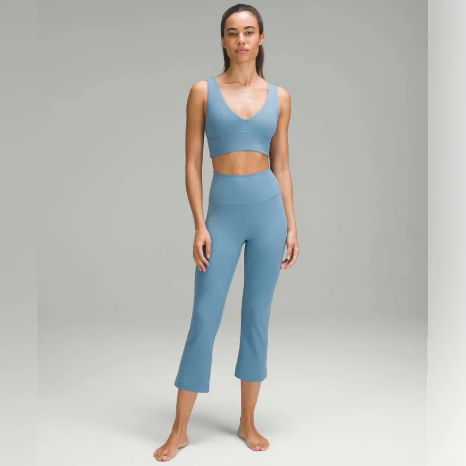 Lululemon Groove Super-High-Rise Crop 23" *Nulu | Size: 8 |
Utility Blue - Image 3