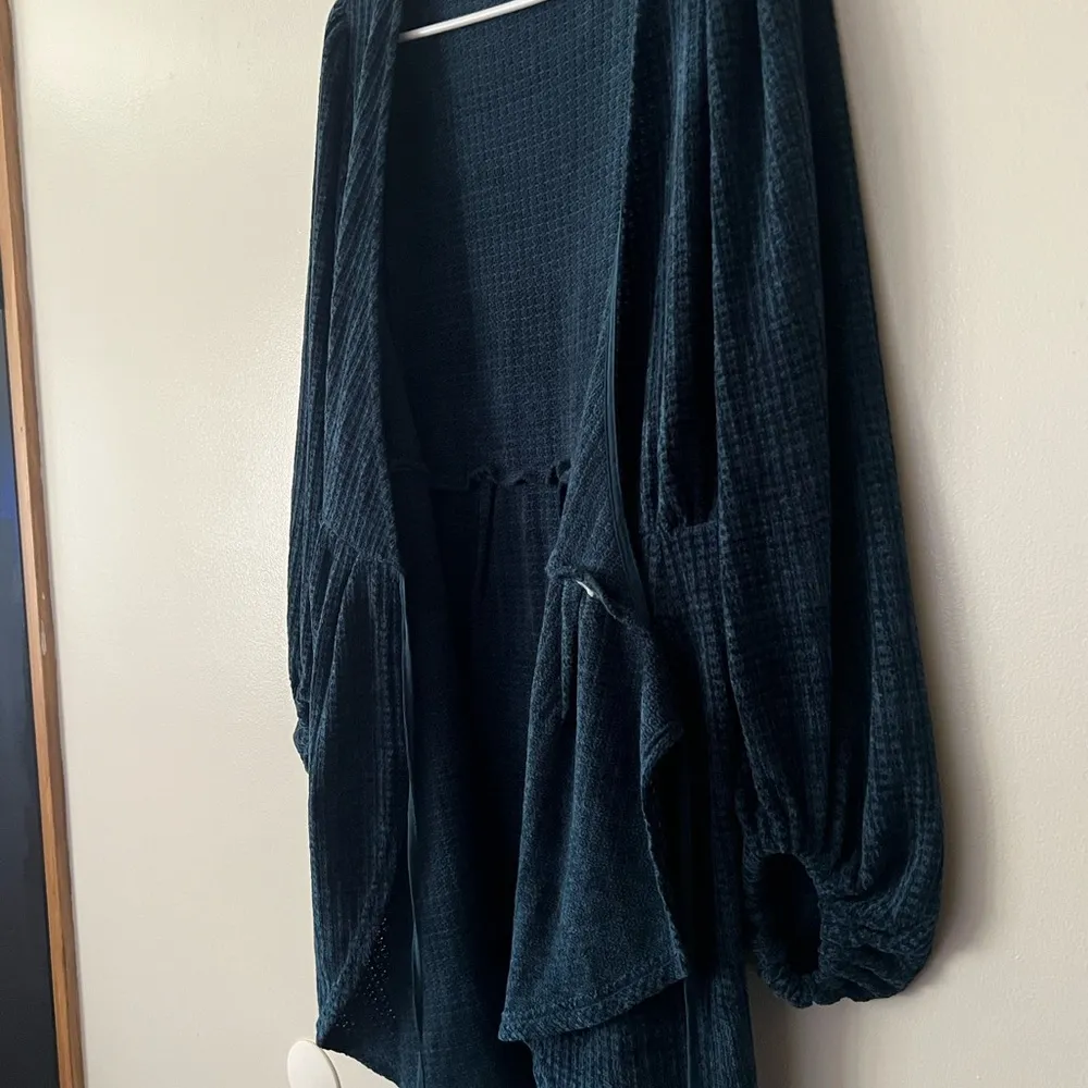 Elegant Blue waffle knit Cardigan - Image 4