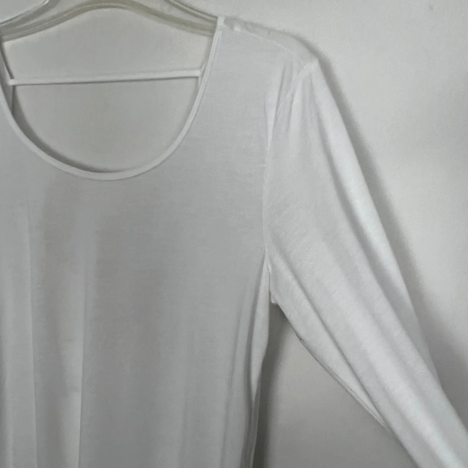 Old Navy Go-Dry Active Breathable Long Sleeve White Top Size Large - Image 4