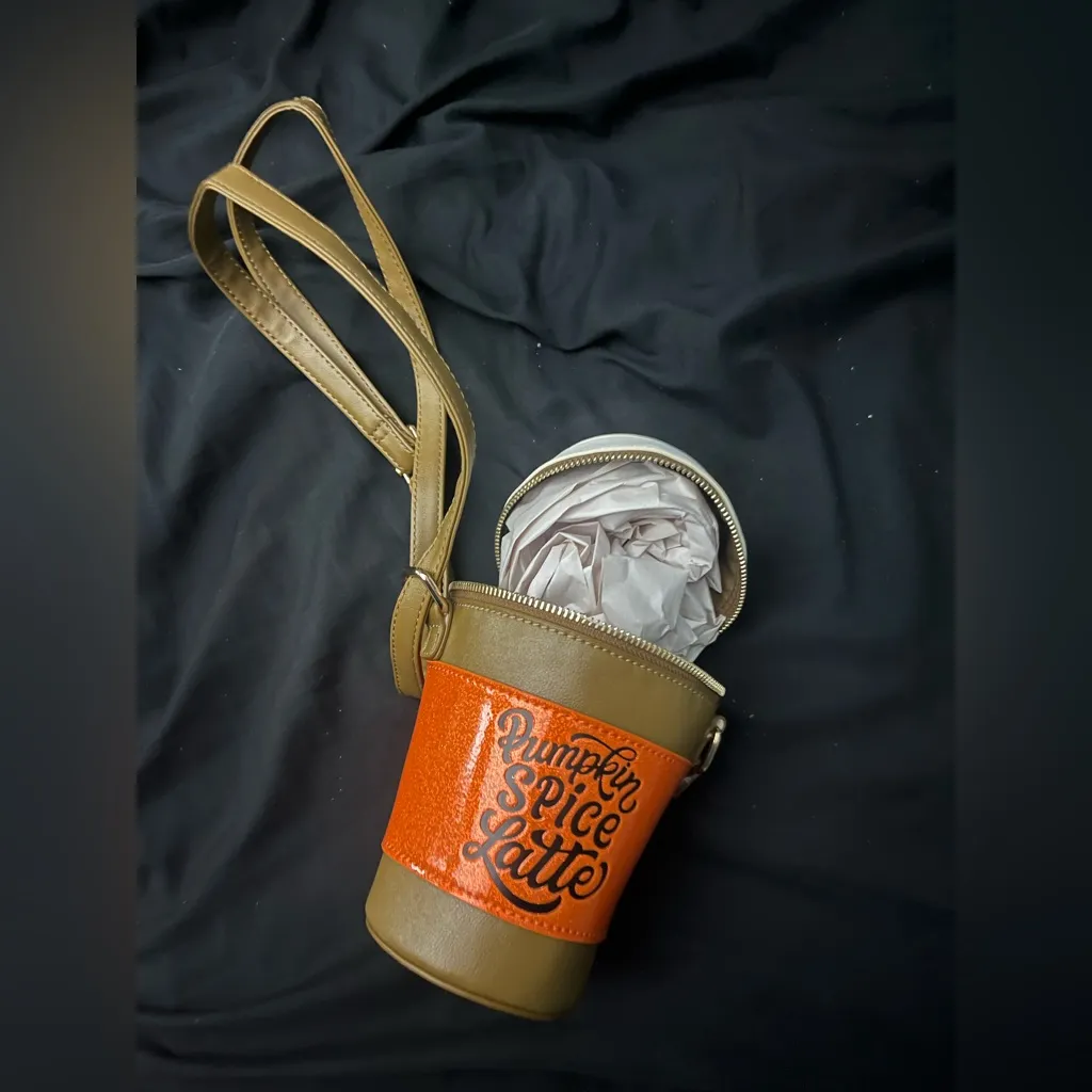 Mad Engine Pumpkin Spice Latte PSL Cup Crossbody Handbag new Orange - Image 2