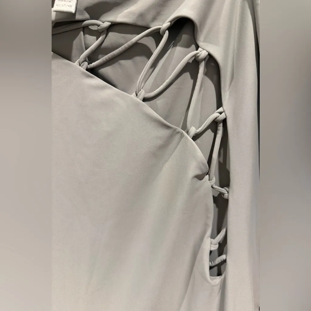 NWT SKIMS Gray Cutout Front Lace-Up Leggings - Image 6