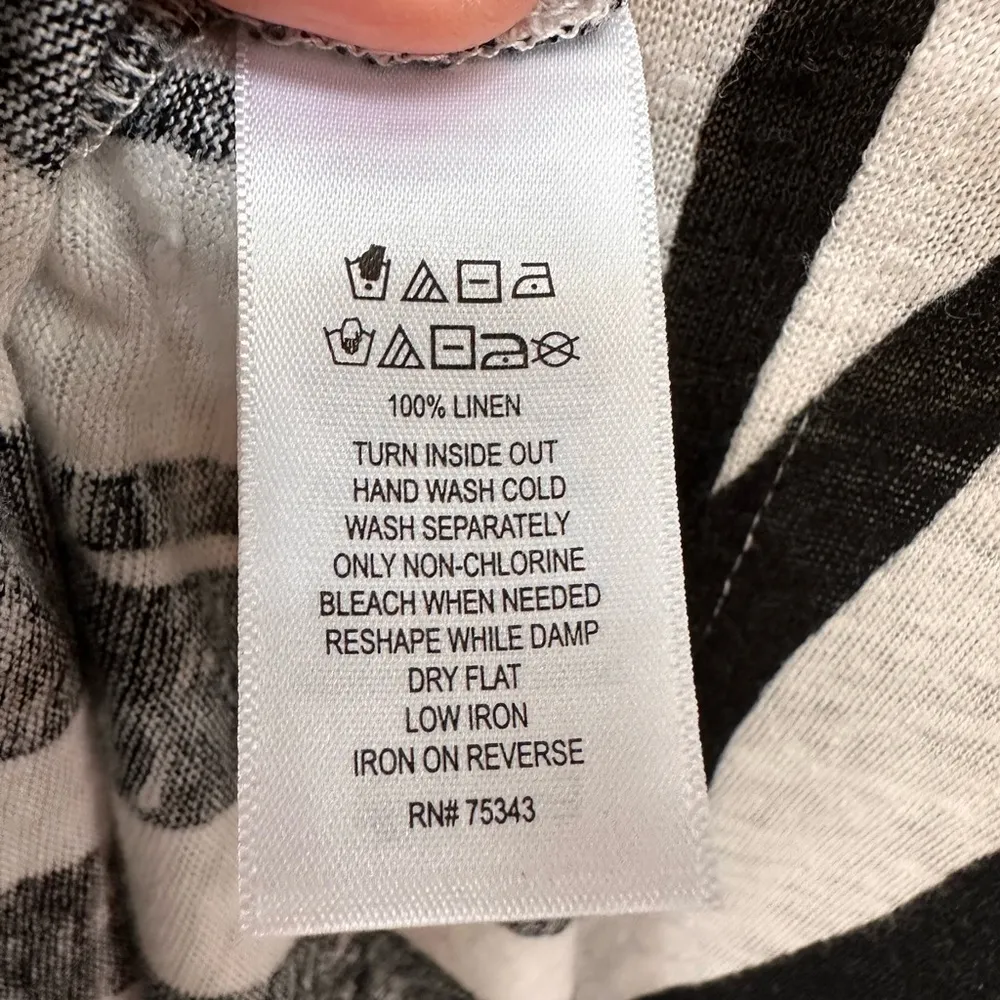 Rachel Zoe Women's Y2K Zebra Print Top 100% Linen 3/4 Sleeves Lightweight V Neck - Image 5