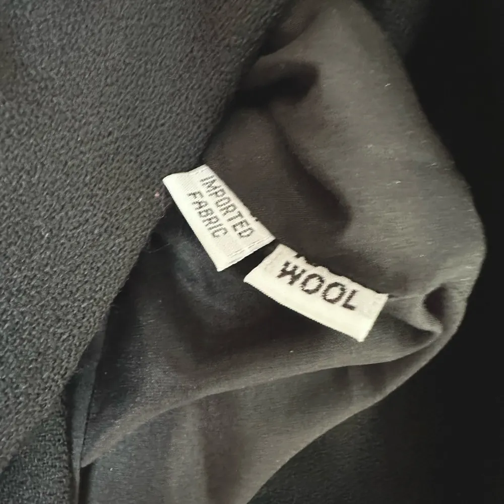 Carolina Herrera Wool Pencil Midi Black Skirt Size 8 - Image 7