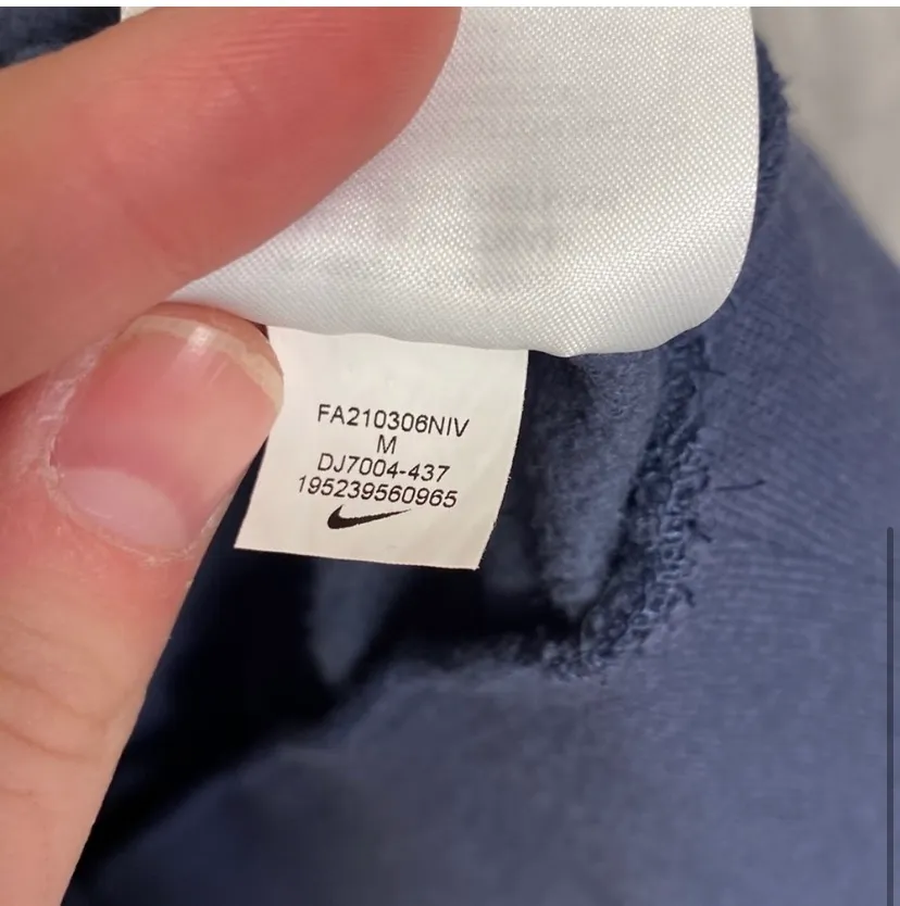 Nike Sweatshirt Pullover Retro Crushed Velvet Logo Blue - Image 7