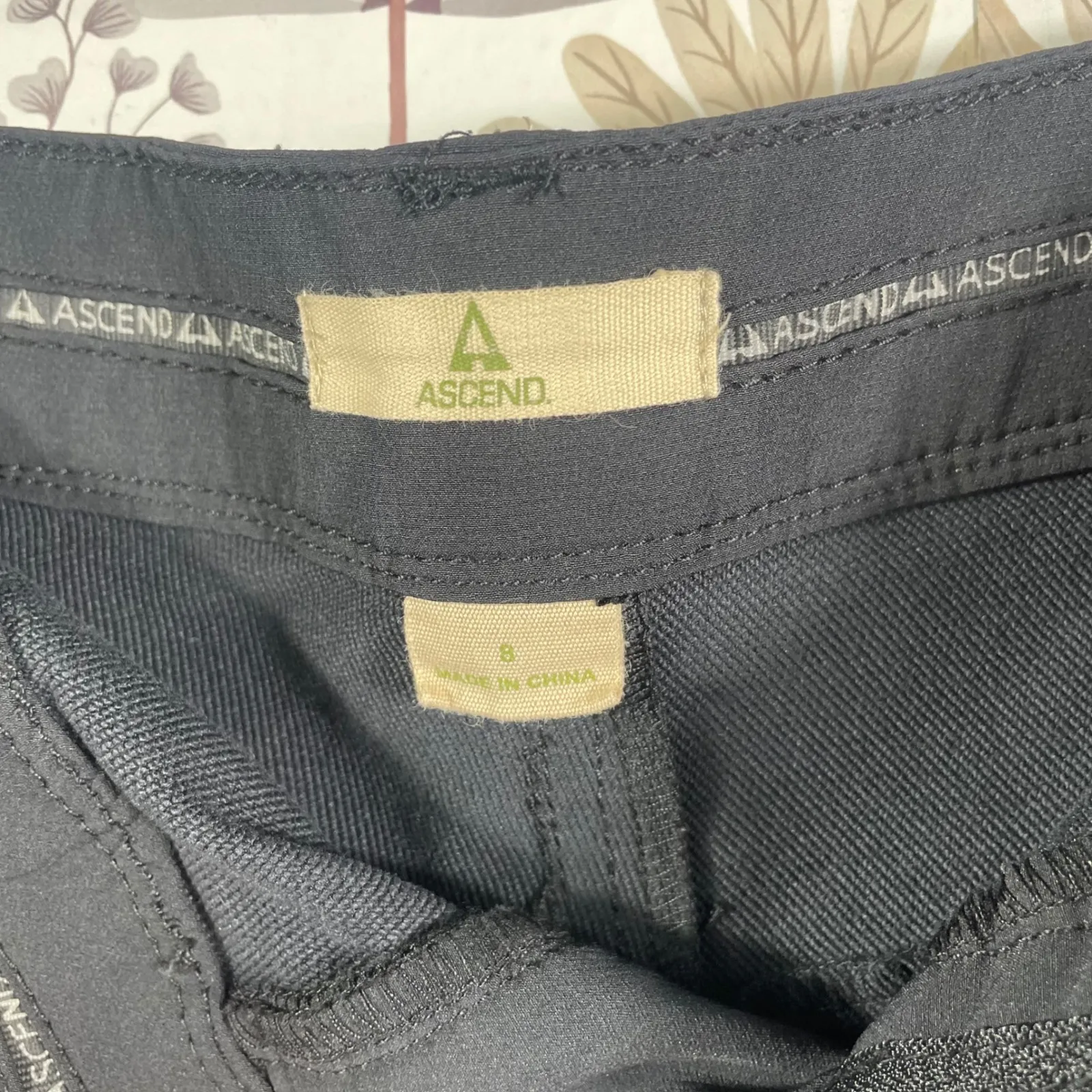 Ascend Women's Hiking Pants Size 8 Black Outdoor Trekking Climbing Stretch Pants - Image 10