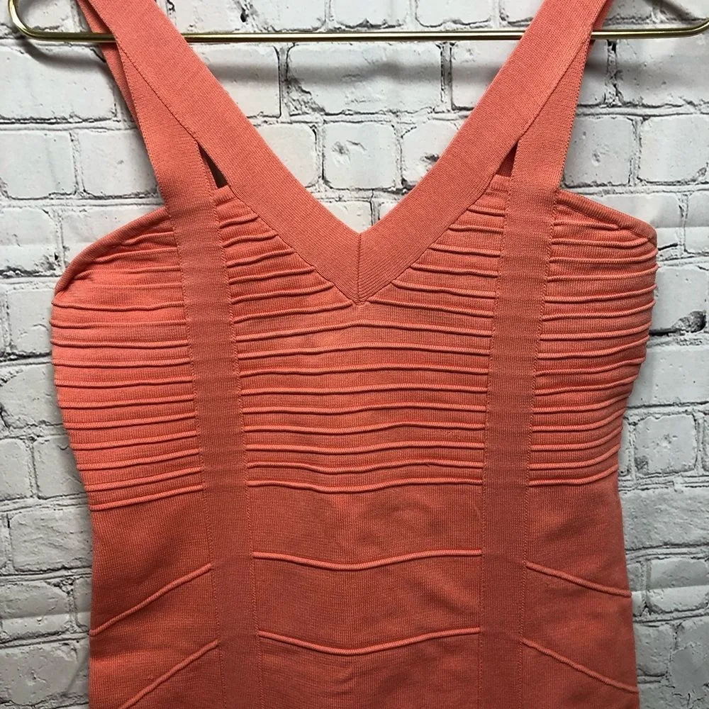 Form Fitting Bandage Dress Body Con Style Medium EUC - Image 4