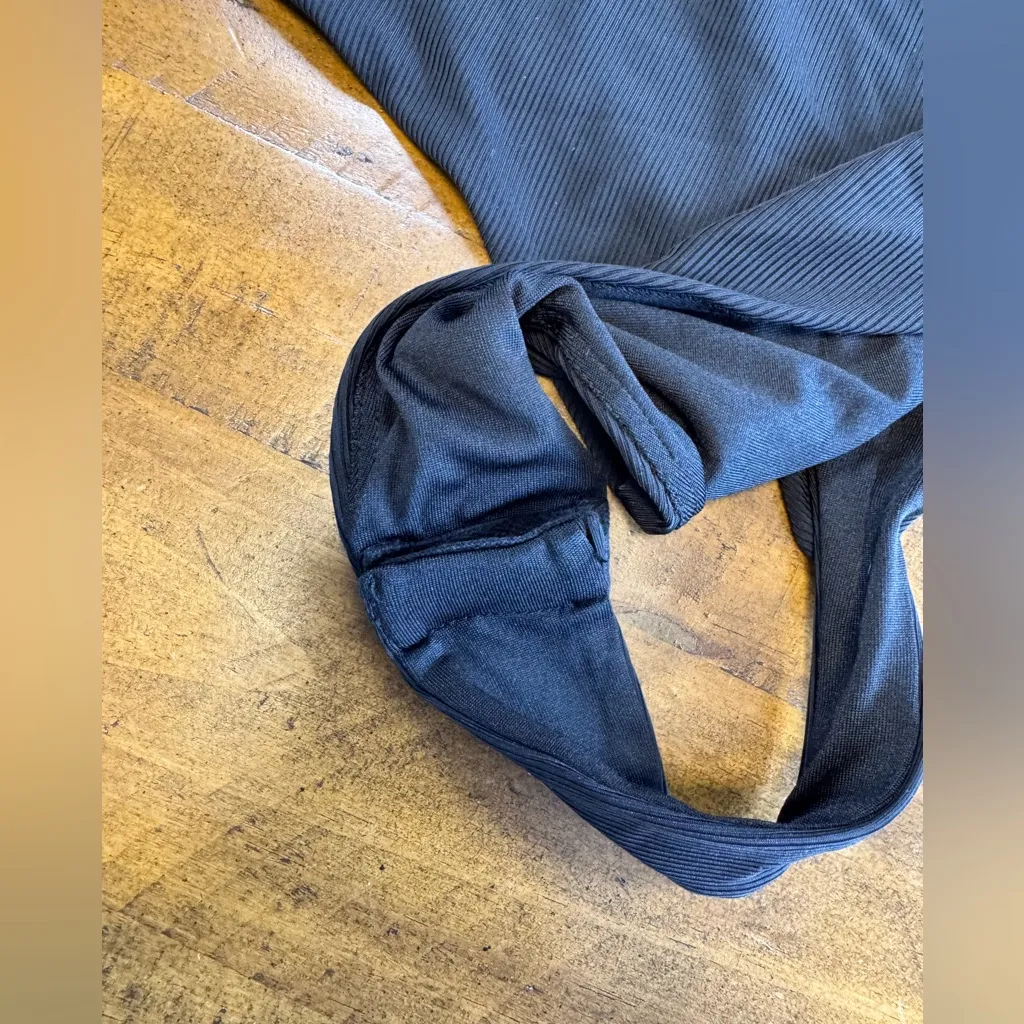 Revolve AFRM ribbed off shoulder bodysuit black size M NWT - Image 6