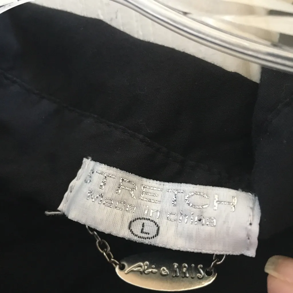 Ali & Kris FINAL MARKDOWN Junior  shirt large - Image 4