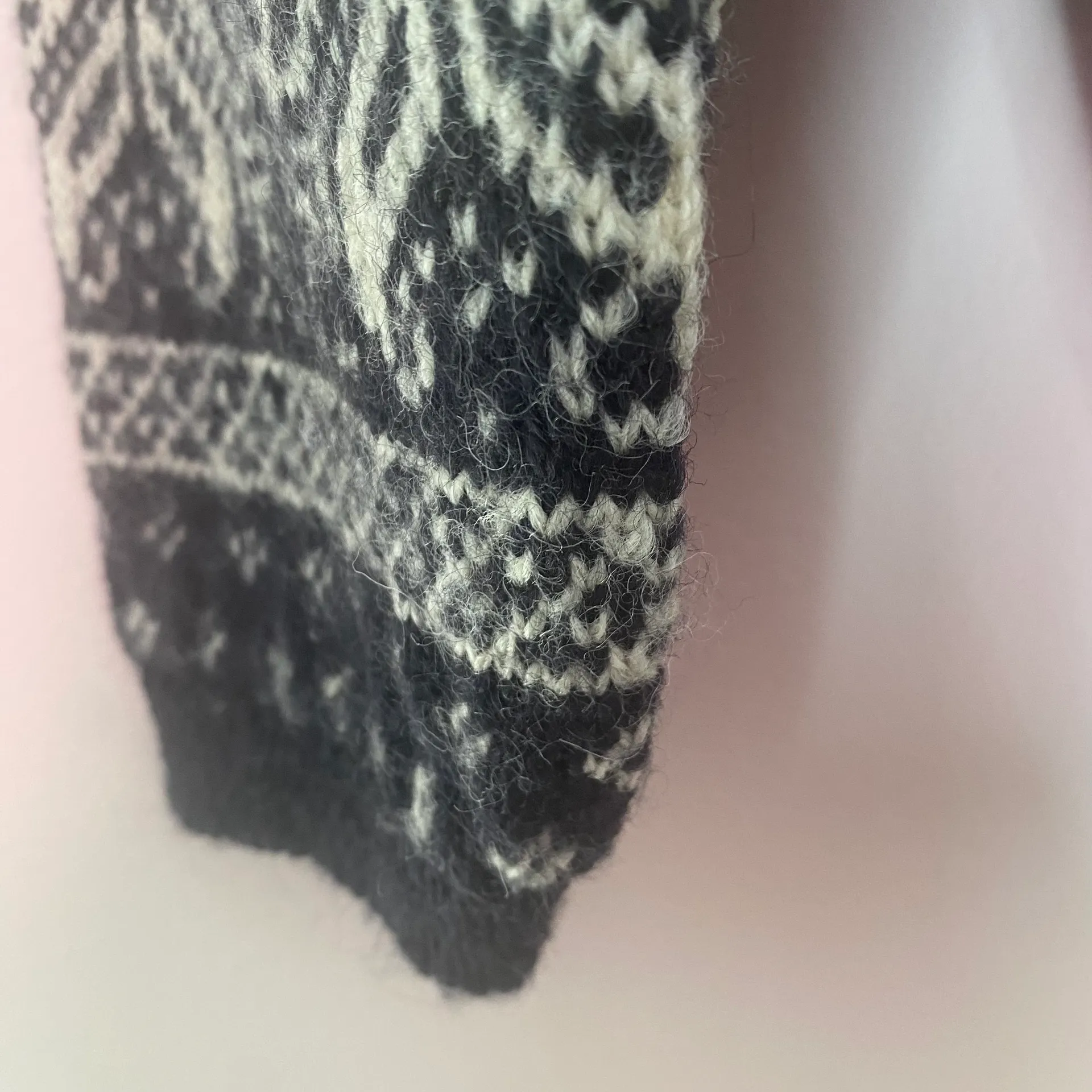 Alps Vintage  Snowflake Pattern 100% Wool Cardigan Sweater - Image 5