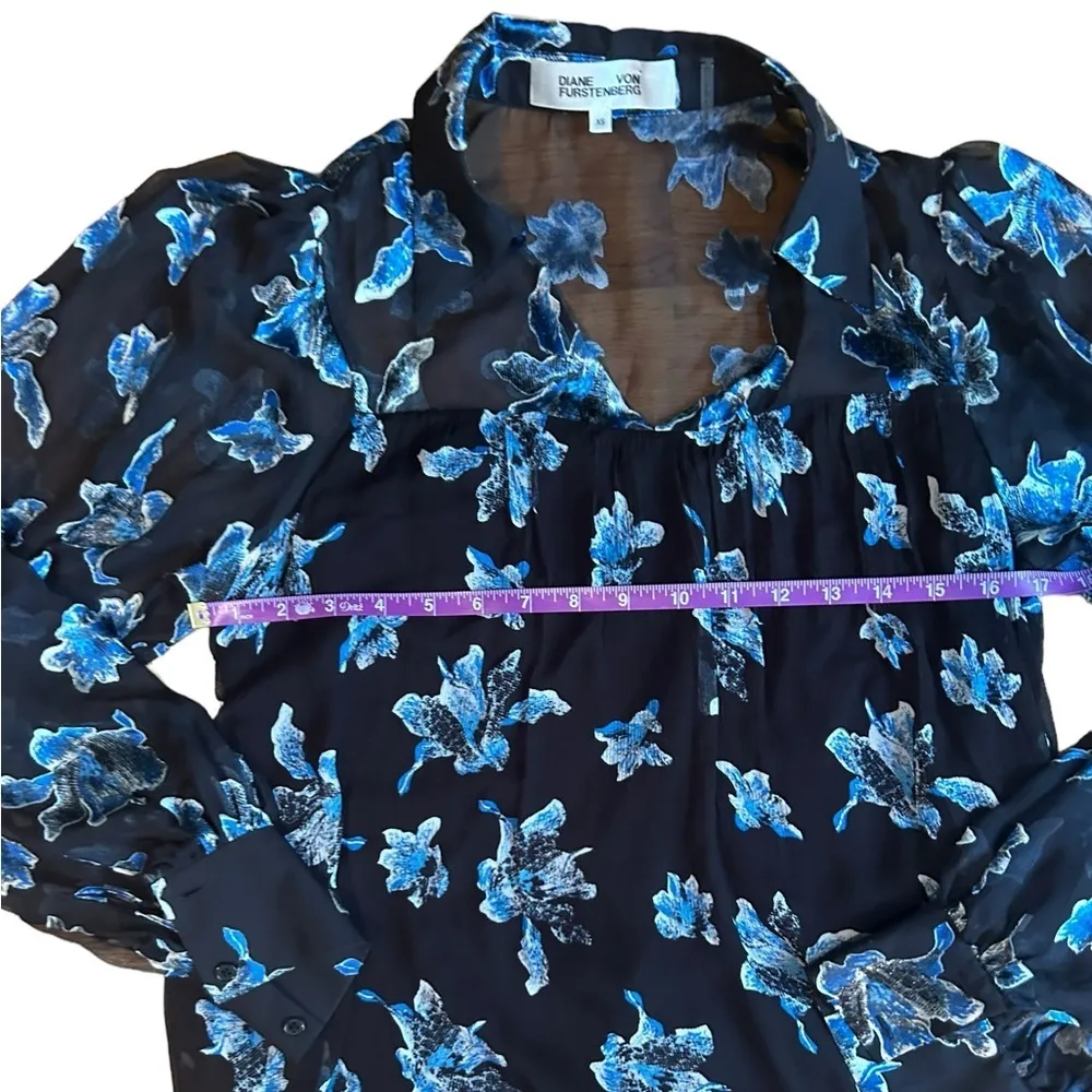 Diane Von Furstenberg Blue Floral Orchid Silk Burnout Long Sleeve Blouse V Neck - Image 8