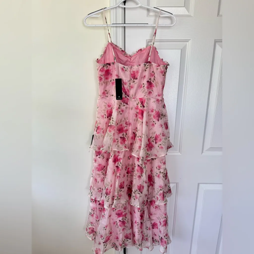 Lulus Immaculate Cutie Light Pink Floral Sleeveless Tiered Midi Dress NWT size M - Image 8
