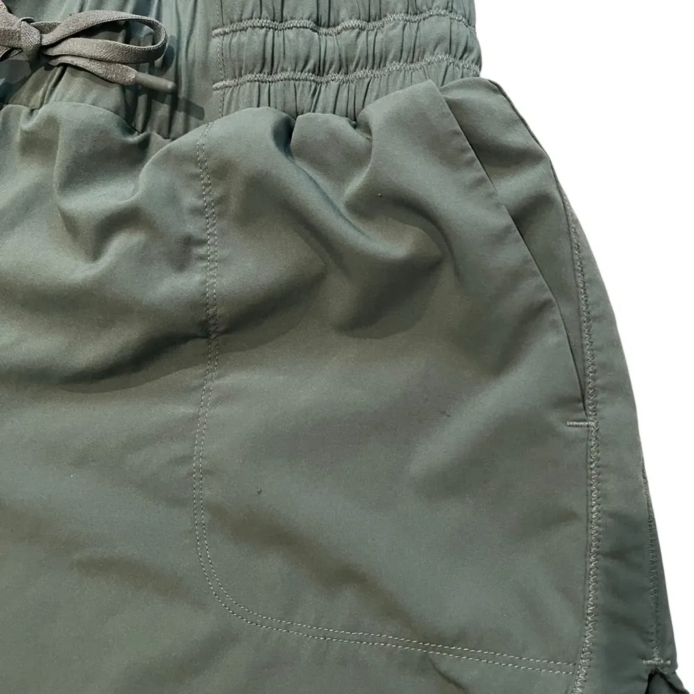 Lorna Jane Green Run Short, - Image 7