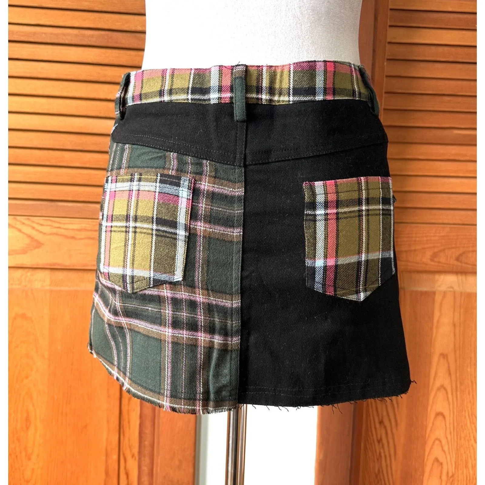 Dolls Kill Punk Goth Flap Skull Black Green Plaid Destruction Mini Skirt S - Image 4