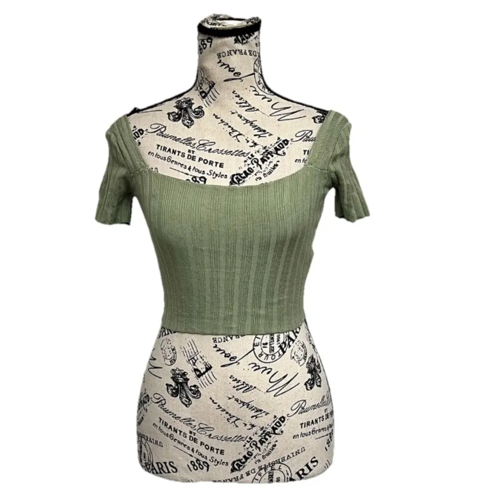 Princess Polly Green Ribbed Off-Shoulder Crop Top XS/S Boho Coastal Preppy - Image 2