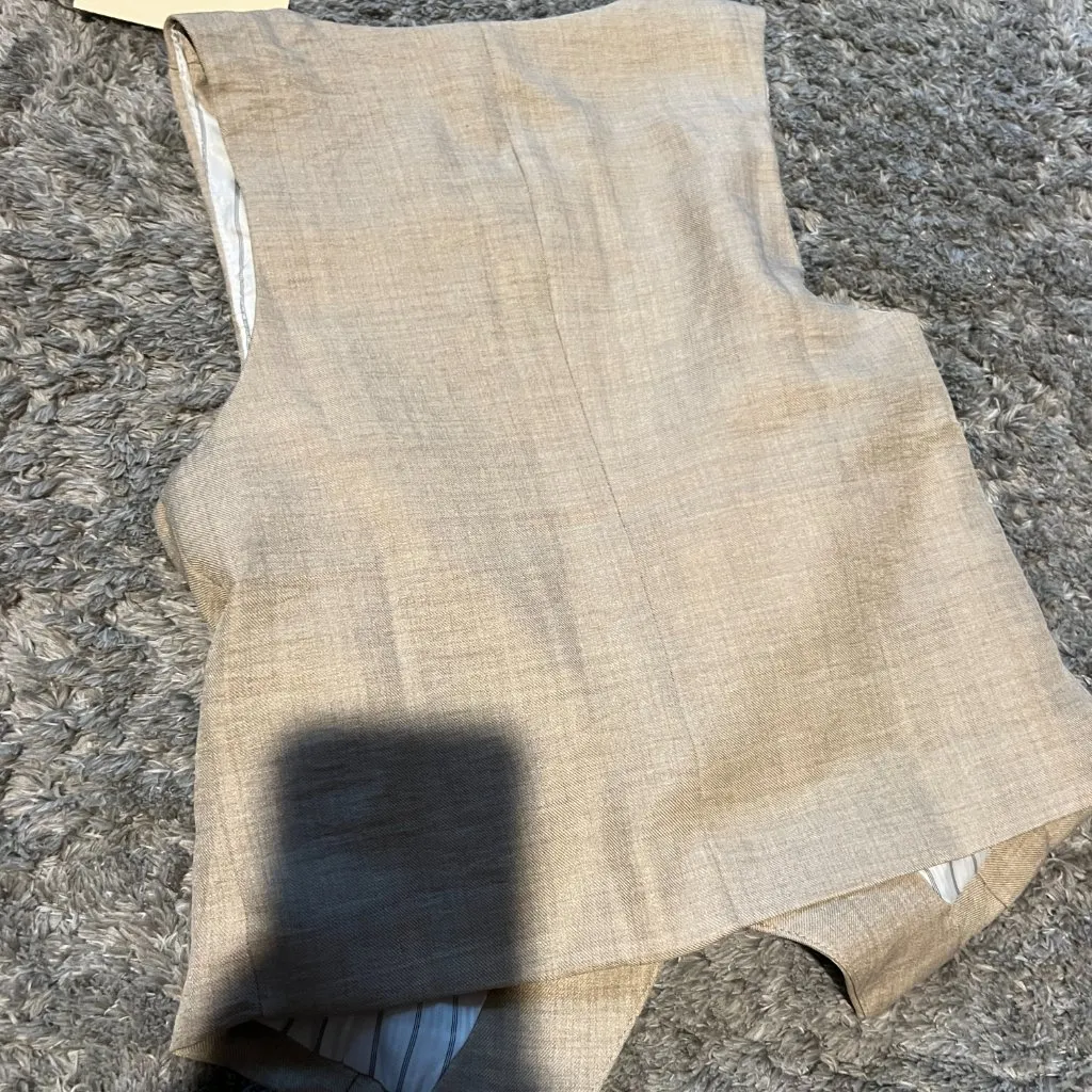 Monteau NWT  small vest top - Image 5